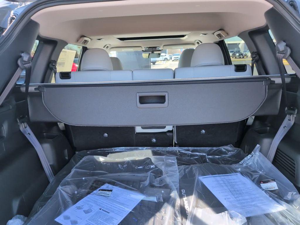 new 2026 Mitsubishi Outlander car, priced at $41,544