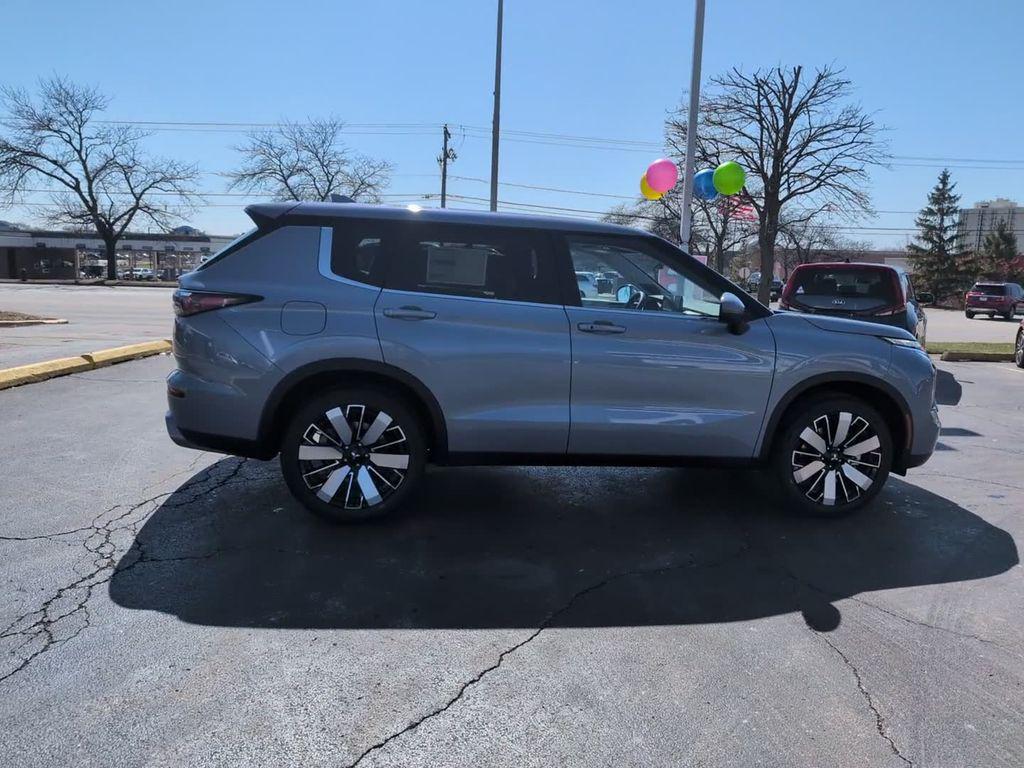 new 2026 Mitsubishi Outlander car, priced at $41,544