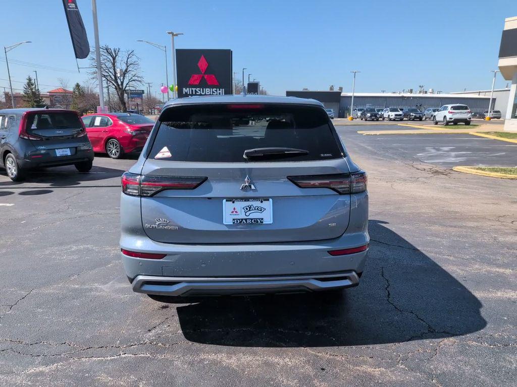 new 2026 Mitsubishi Outlander car, priced at $41,544