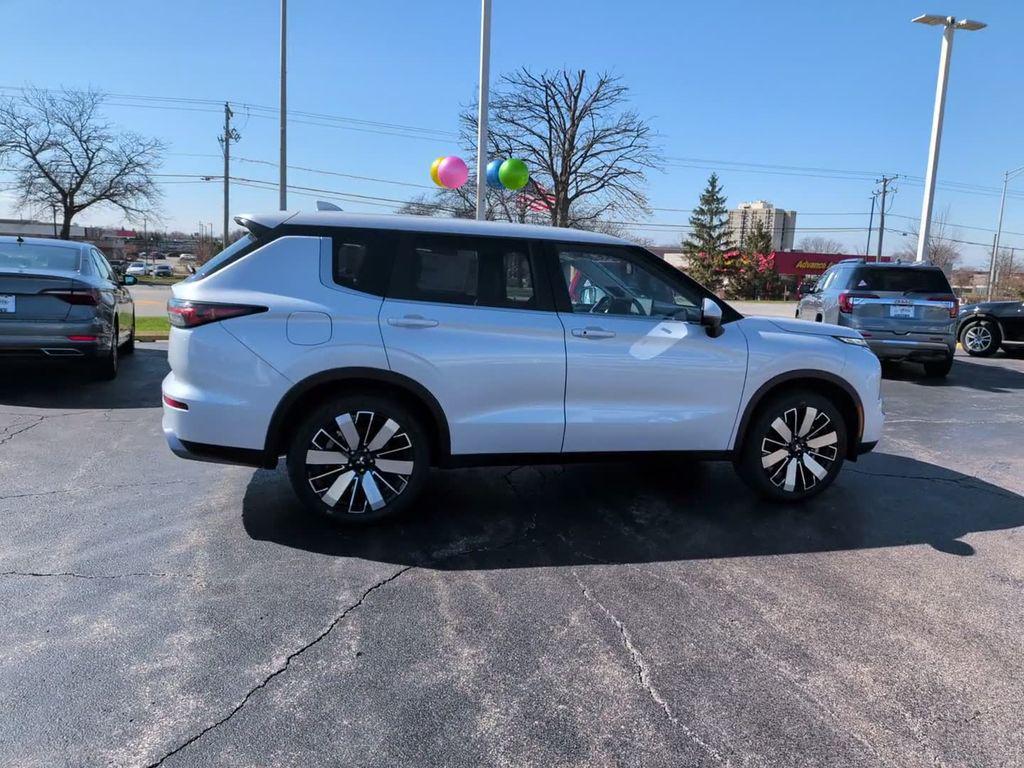 new 2026 Mitsubishi Outlander car, priced at $39,743