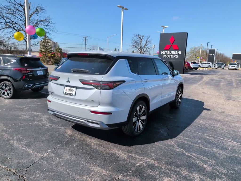 new 2026 Mitsubishi Outlander car, priced at $39,743