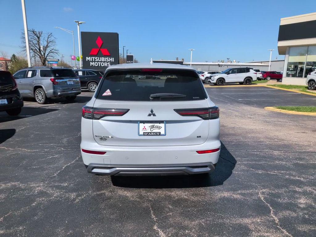 new 2026 Mitsubishi Outlander car, priced at $39,743