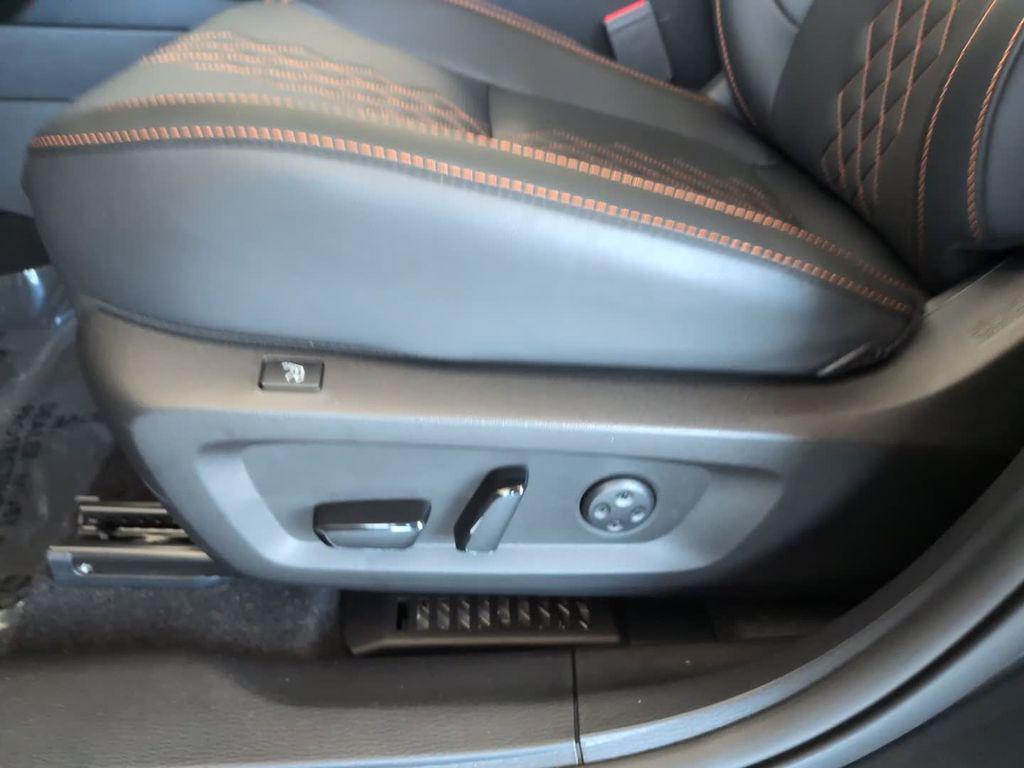 new 2025 Mitsubishi Outlander PHEV car, priced at $46,123