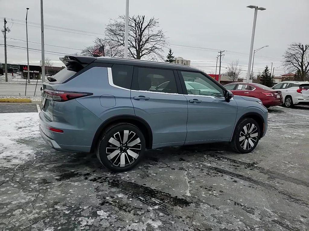 new 2026 Mitsubishi Outlander car, priced at $45,423