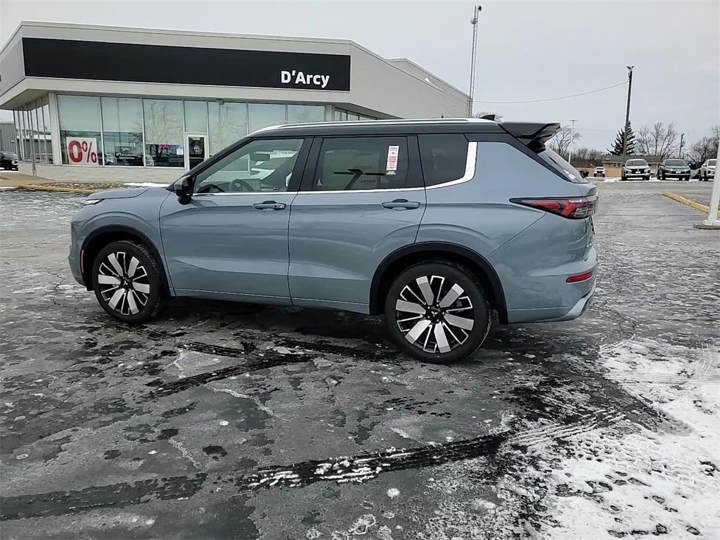 new 2026 Mitsubishi Outlander car