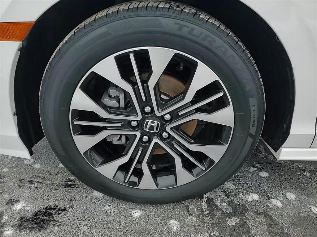 used 2025 Honda Odyssey car, priced at $46,100