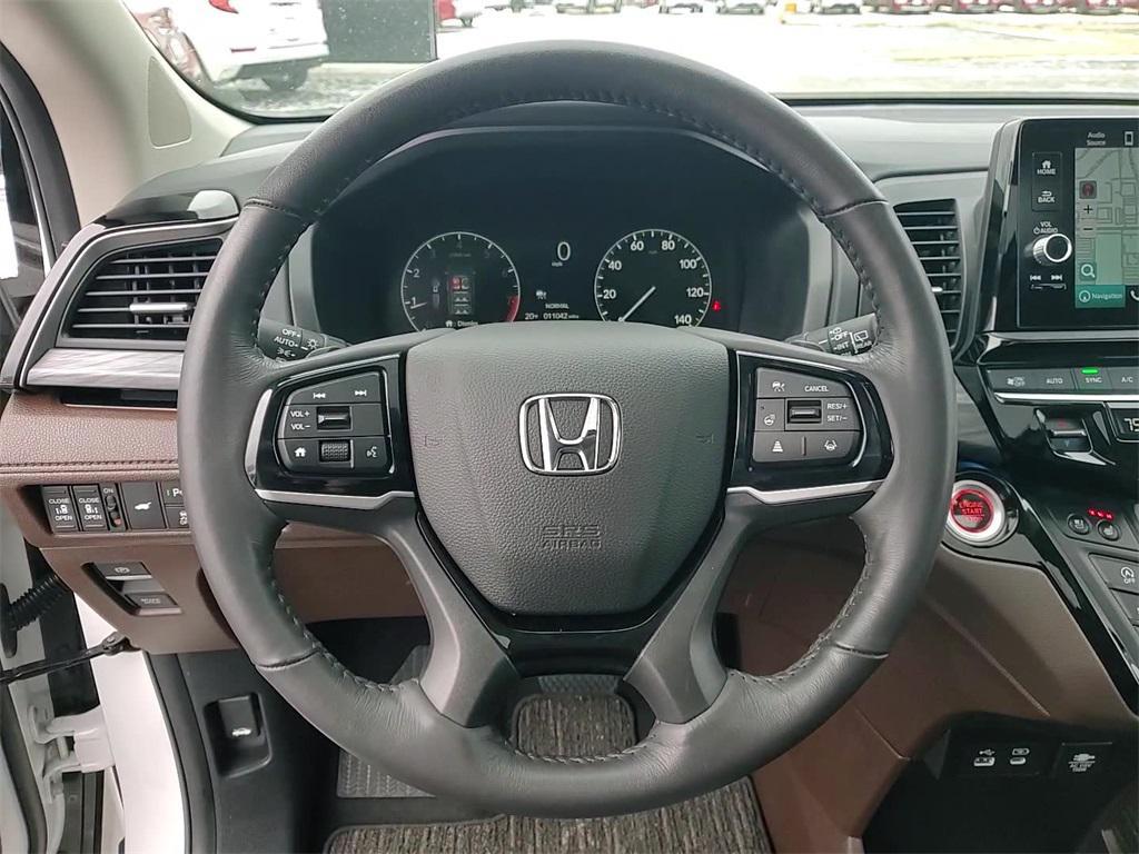 used 2025 Honda Odyssey car, priced at $46,100