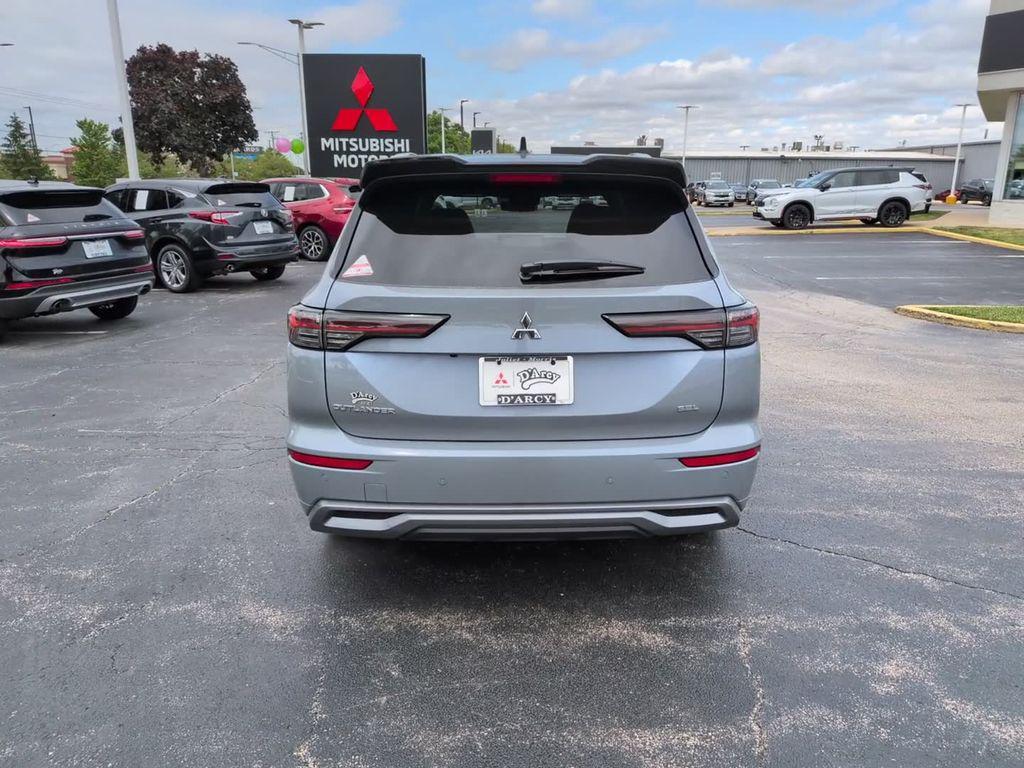 new 2026 Mitsubishi Outlander car, priced at $42,668