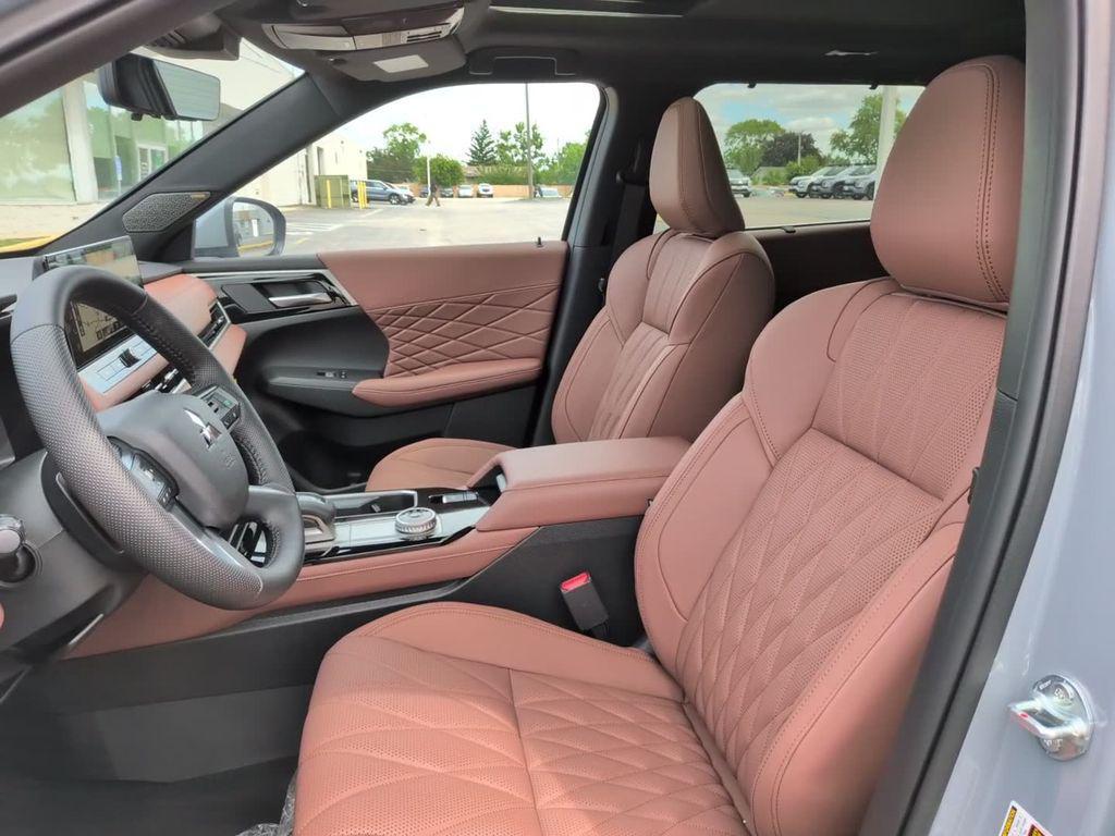 new 2026 Mitsubishi Outlander car, priced at $42,668