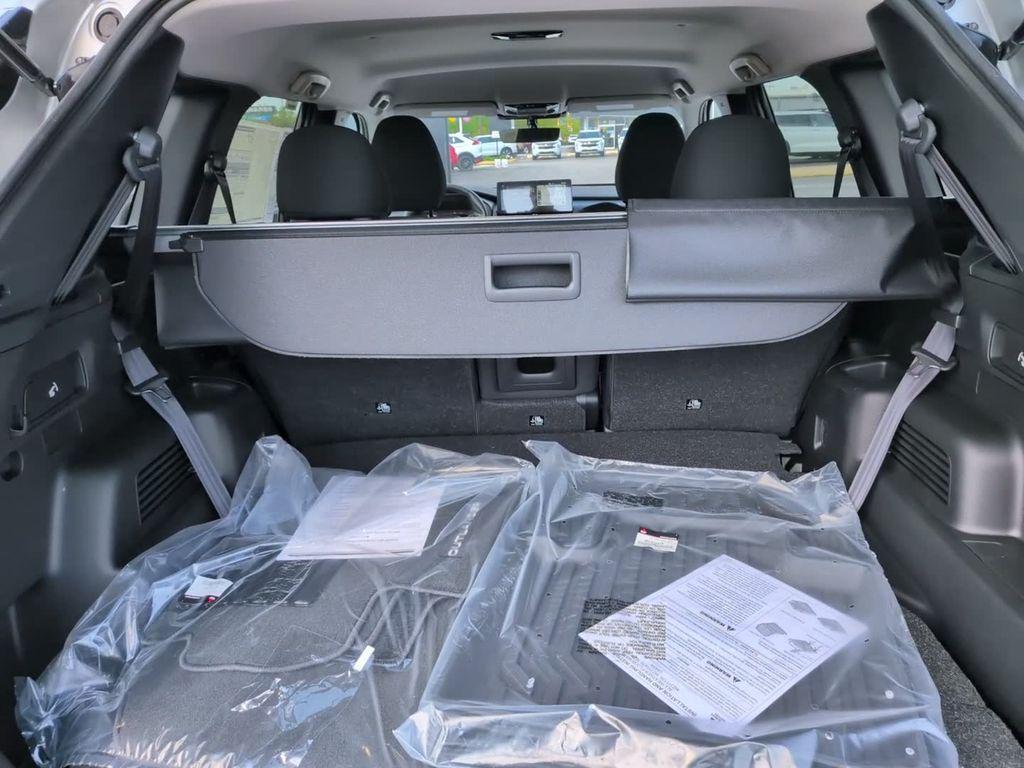 new 2026 Mitsubishi Outlander car, priced at $33,333