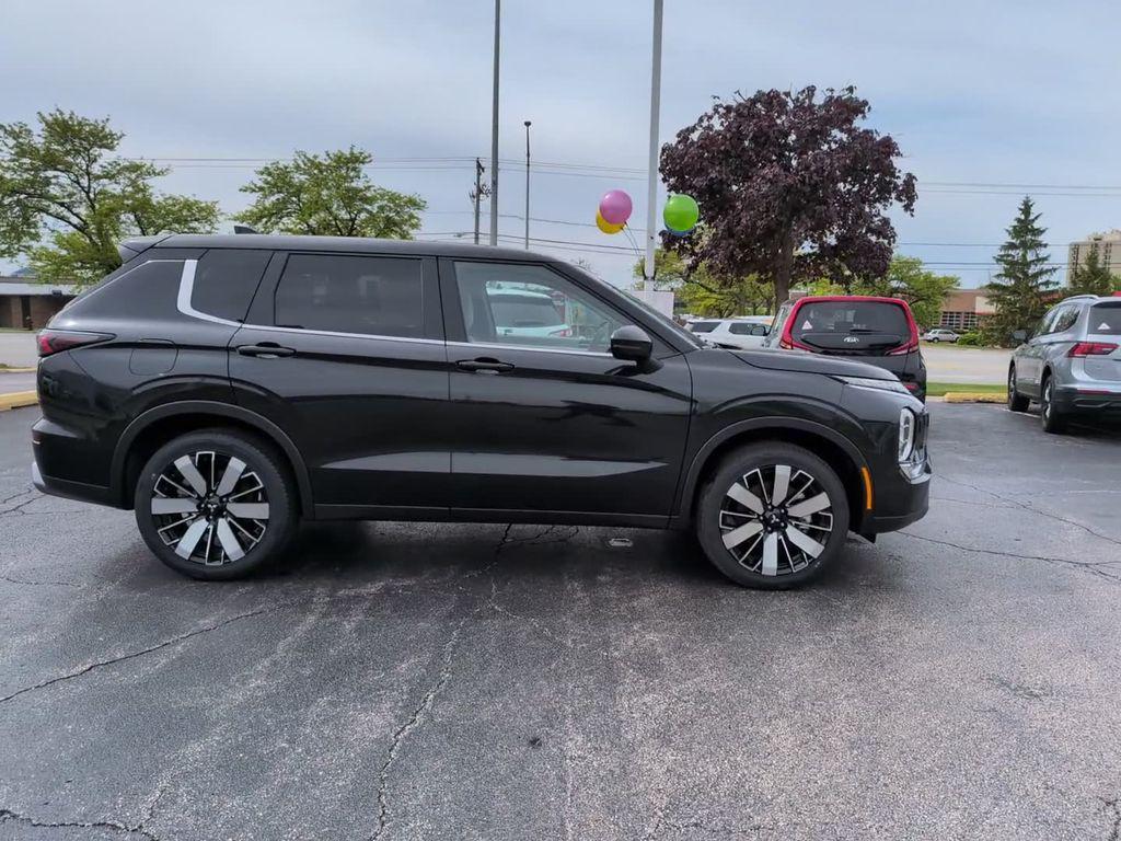 new 2026 Mitsubishi Outlander car, priced at $36,138