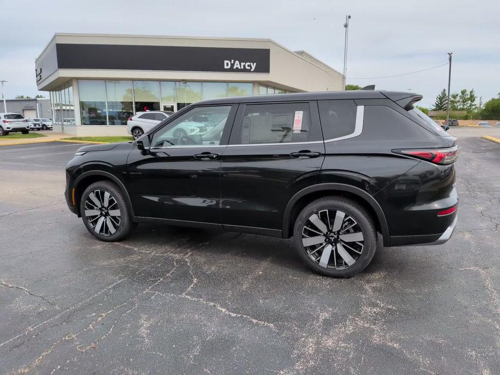 new 2026 Mitsubishi Outlander car, priced at $36,138