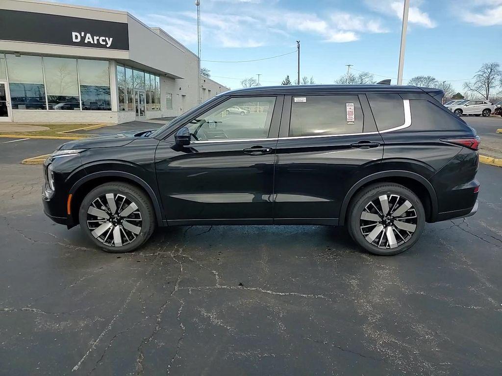 new 2026 Mitsubishi Outlander car, priced at $38,138