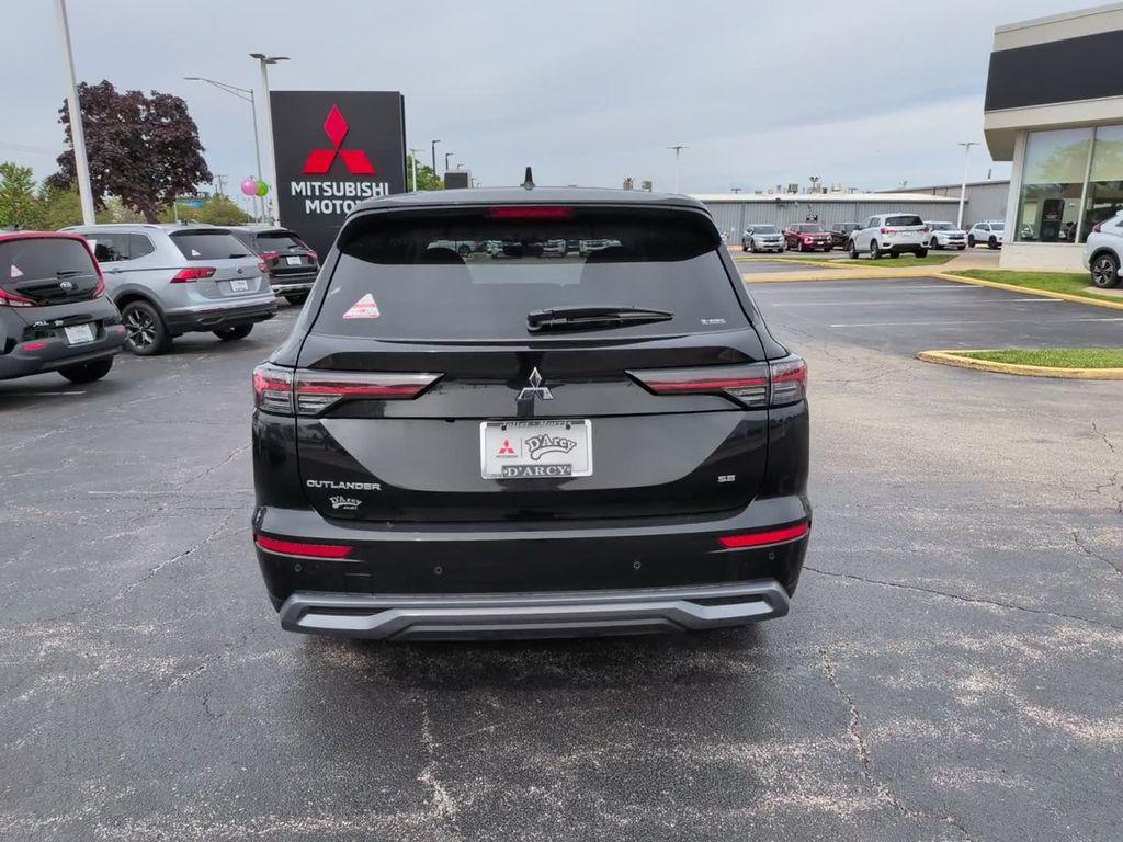new 2026 Mitsubishi Outlander car, priced at $36,138