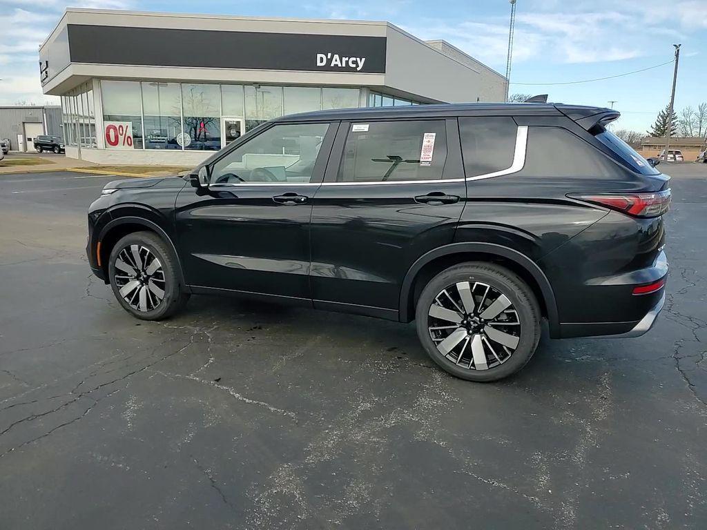 new 2026 Mitsubishi Outlander car, priced at $38,138