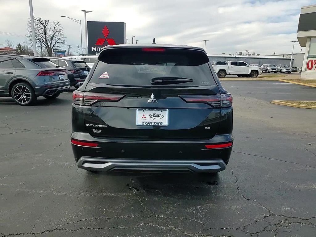 new 2026 Mitsubishi Outlander car, priced at $38,138