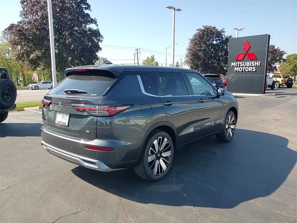 new 2025 Mitsubishi Outlander car, priced at $39,200