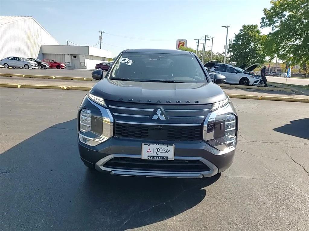new 2025 Mitsubishi Outlander car, priced at $39,200