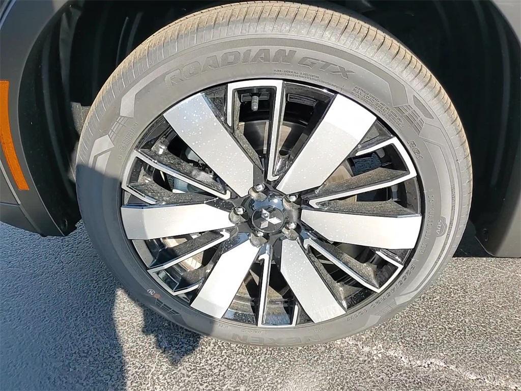 new 2025 Mitsubishi Outlander car, priced at $39,200