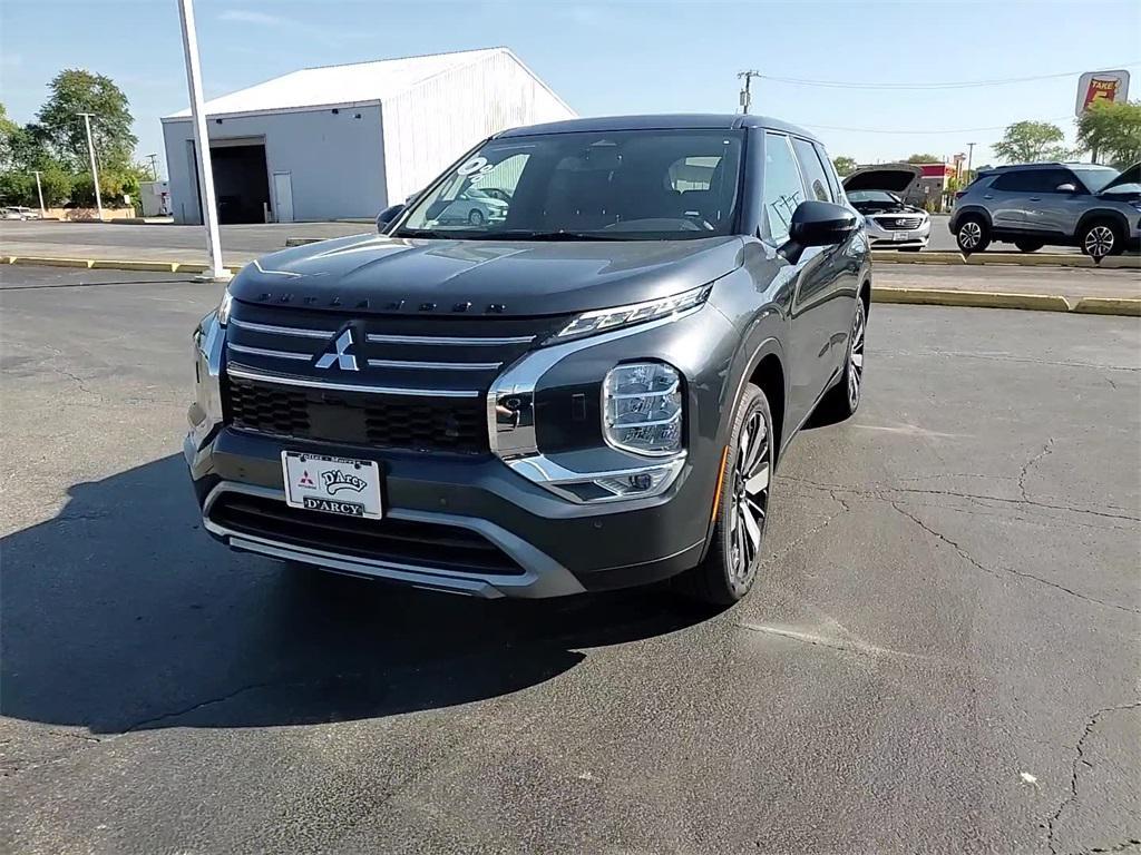 new 2025 Mitsubishi Outlander car, priced at $39,200