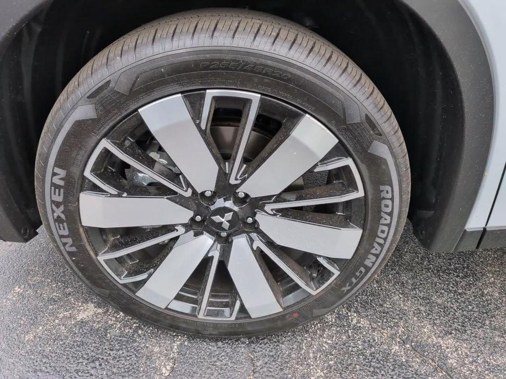 new 2026 Mitsubishi Outlander car, priced at $39,743
