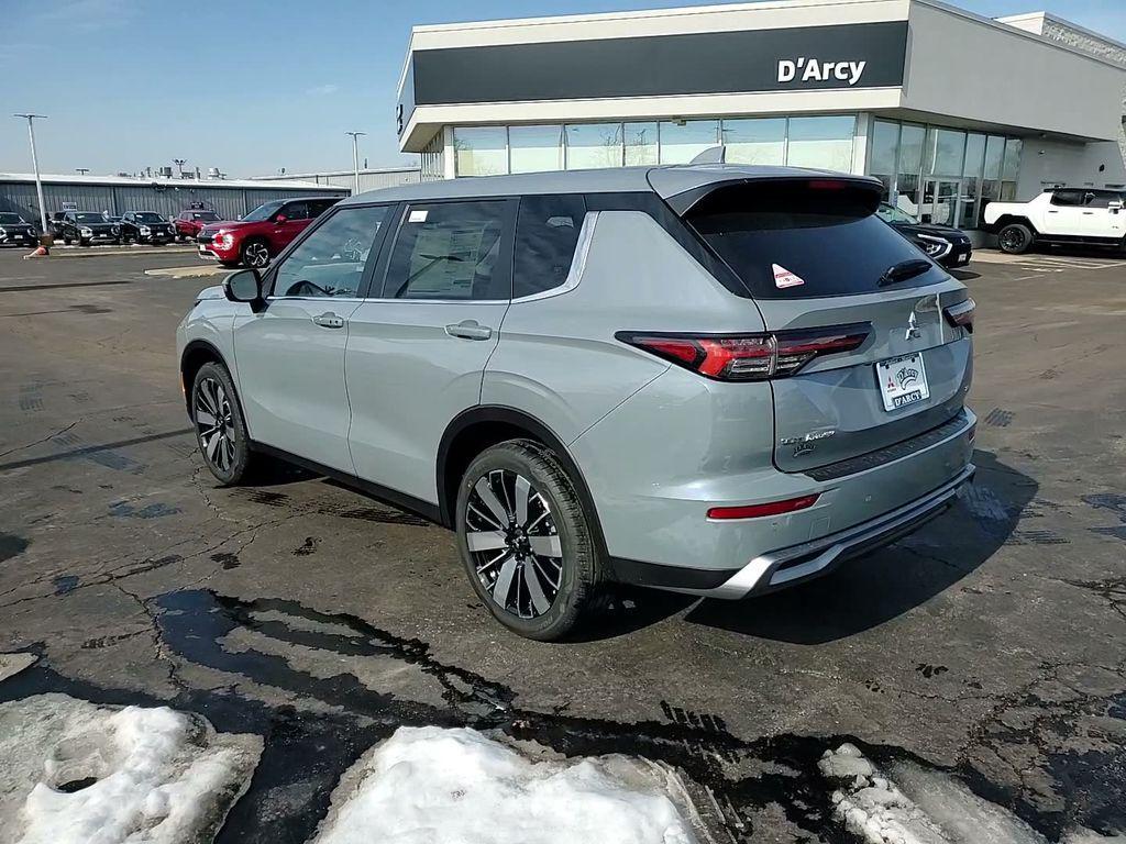 new 2026 Mitsubishi Outlander car, priced at $36,338
