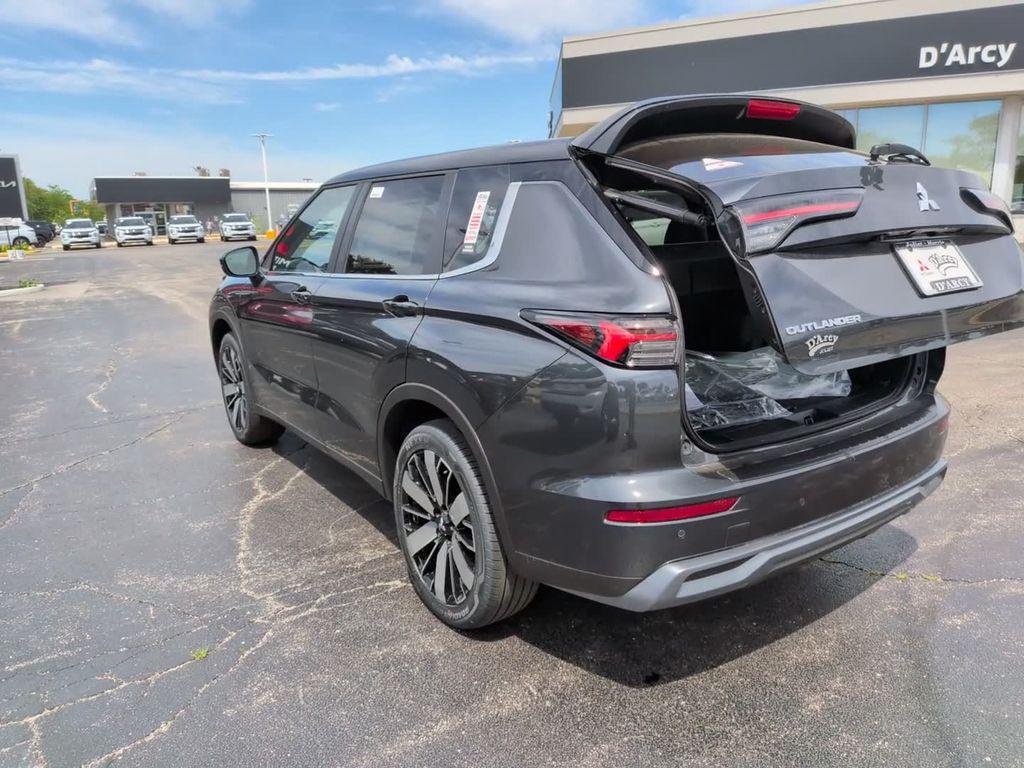 new 2026 Mitsubishi Outlander car, priced at $35,943