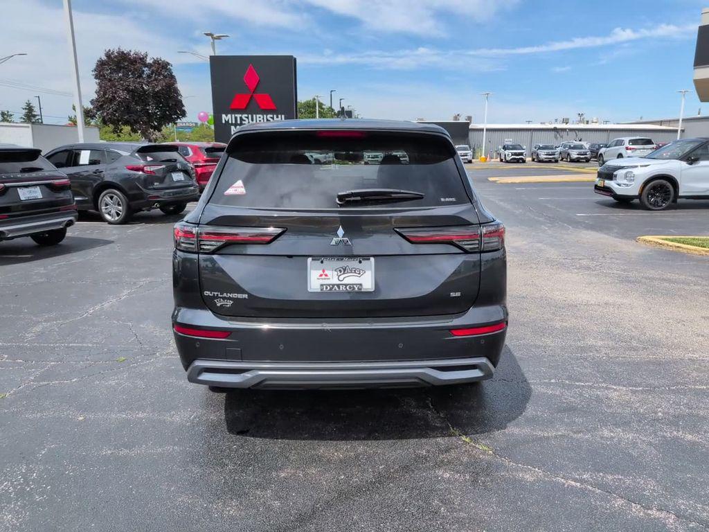 new 2026 Mitsubishi Outlander car, priced at $35,943