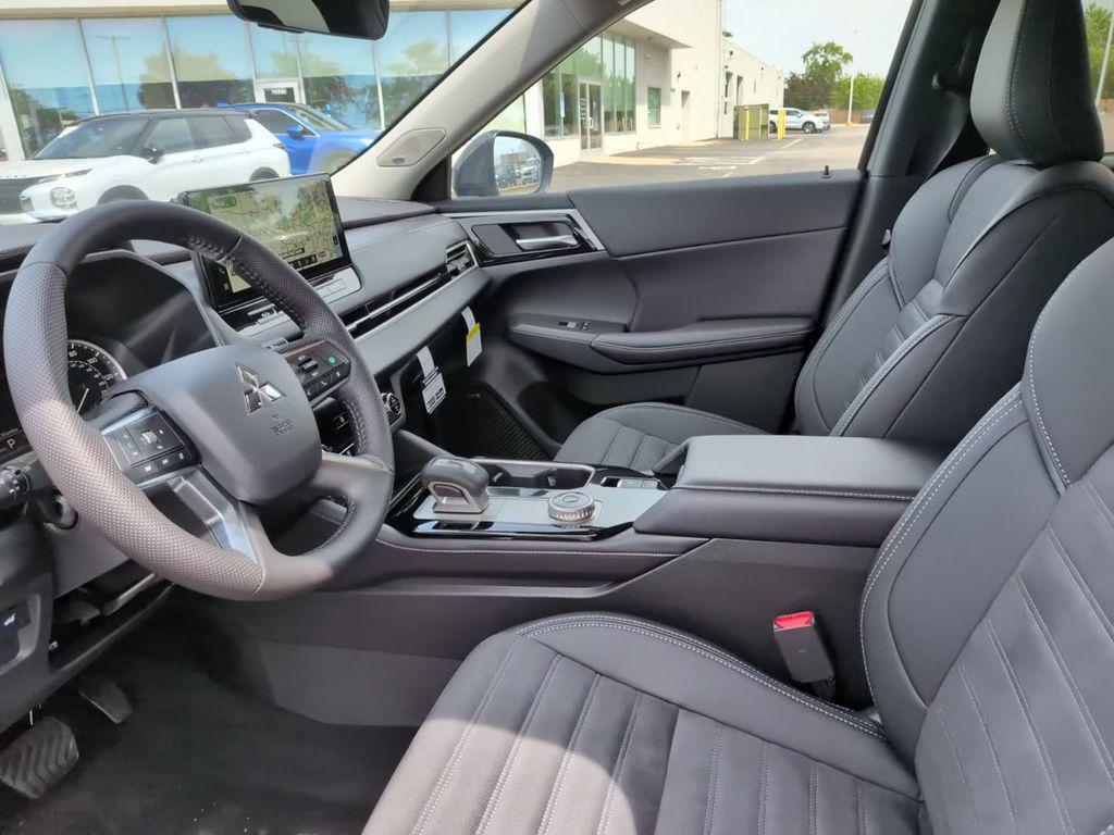 new 2026 Mitsubishi Outlander car, priced at $36,098