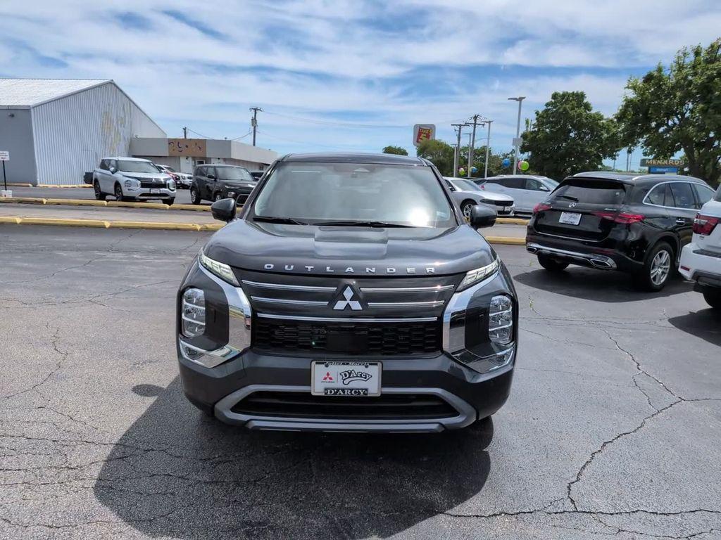 new 2026 Mitsubishi Outlander car, priced at $36,098