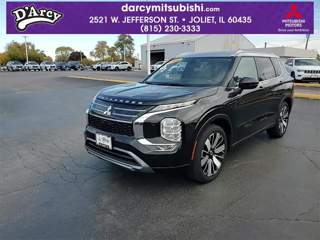 new 2025 Mitsubishi Outlander car, priced at $43,035