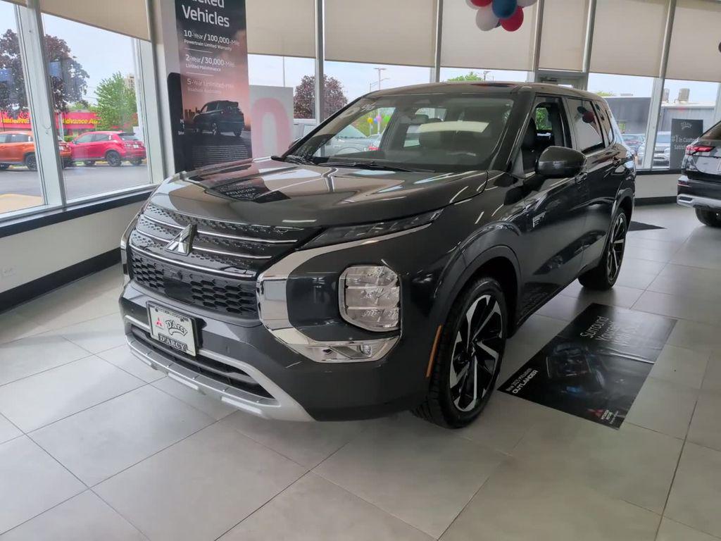 new 2025 Mitsubishi Outlander car, priced at $39,263