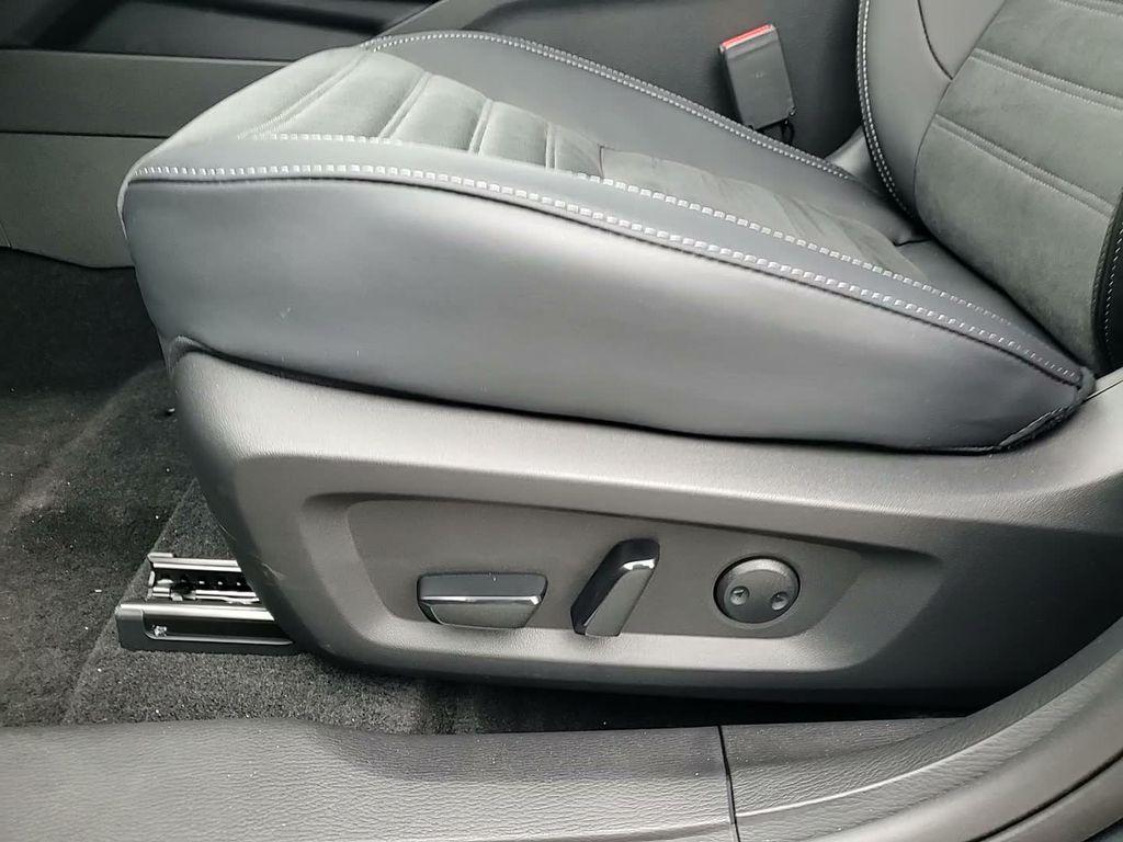 new 2025 Mitsubishi Outlander PHEV car, priced at $39,263