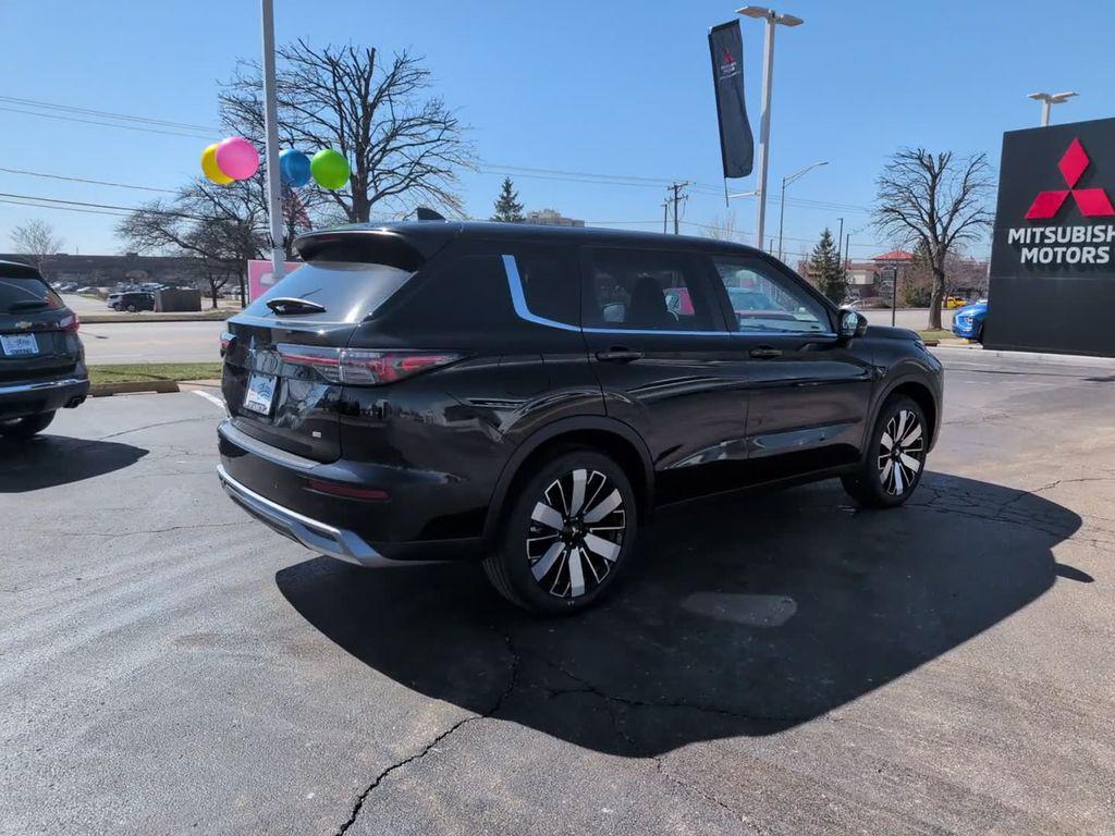 new 2026 Mitsubishi Outlander car, priced at $38,343