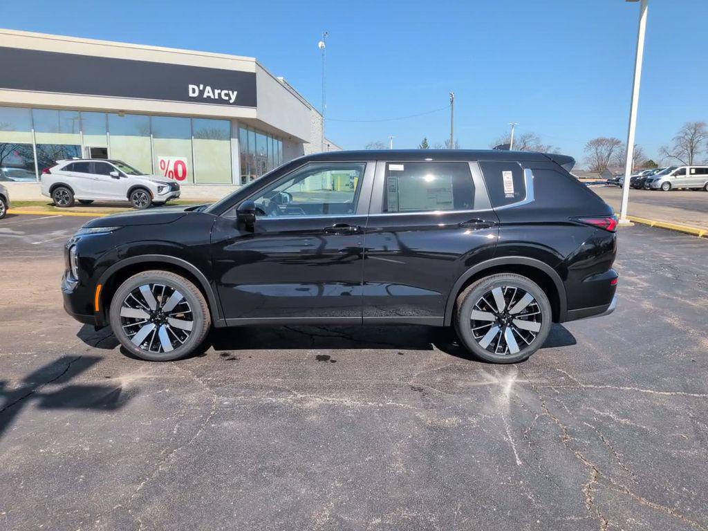 new 2026 Mitsubishi Outlander car, priced at $38,343