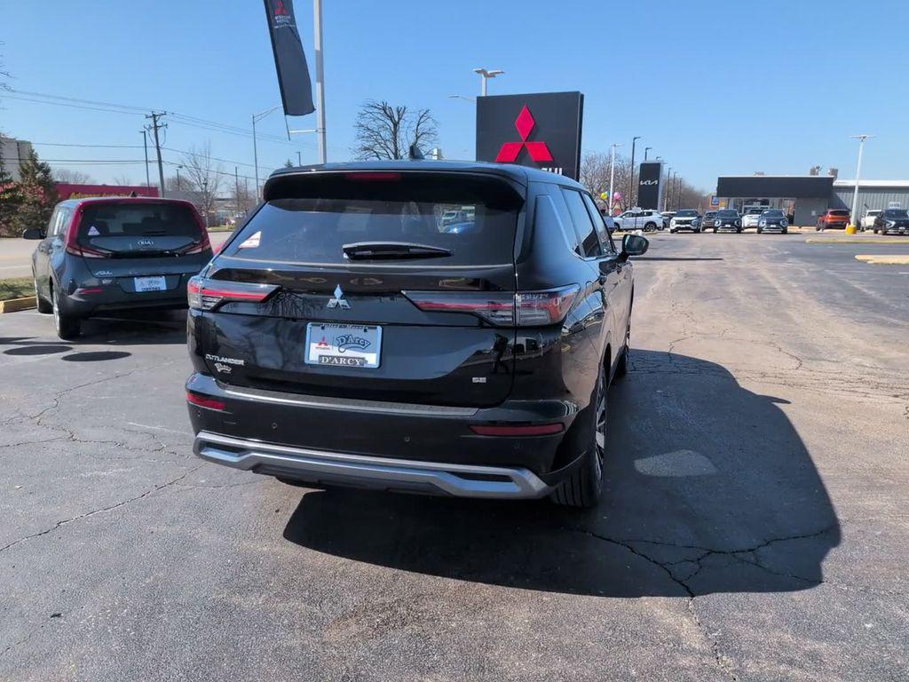 new 2026 Mitsubishi Outlander car, priced at $38,343