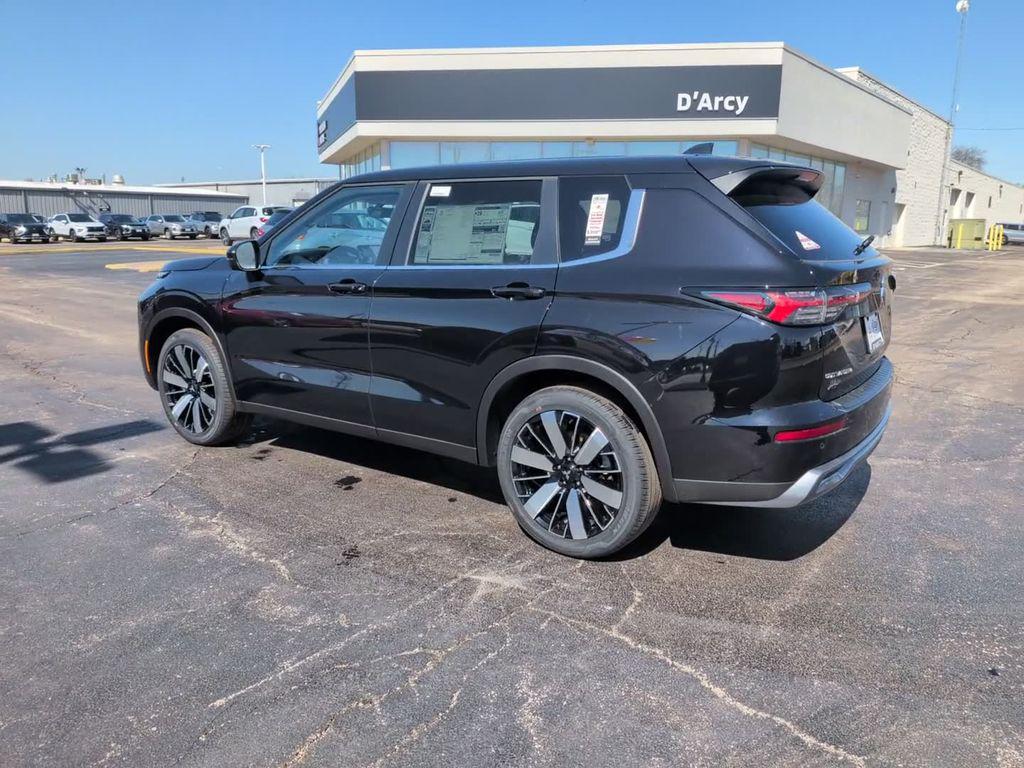 new 2026 Mitsubishi Outlander car, priced at $38,343
