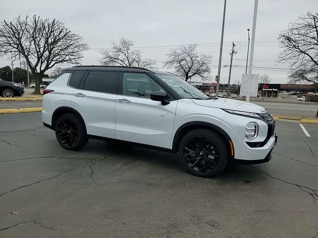 new 2025 Mitsubishi Outlander PHEV car, priced at $45,803