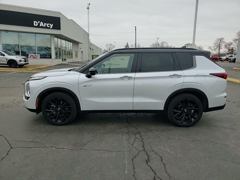 new 2025 Mitsubishi Outlander PHEV car, priced at $45,803