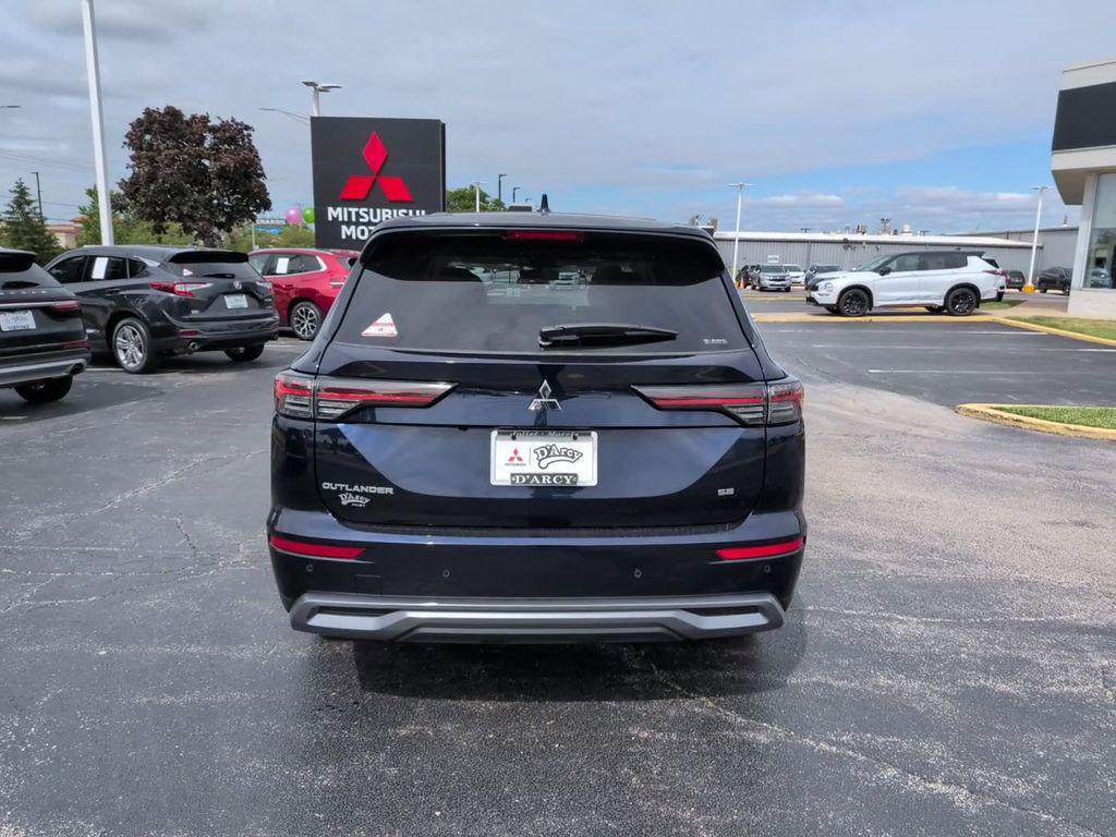 new 2026 Mitsubishi Outlander car, priced at $39,248