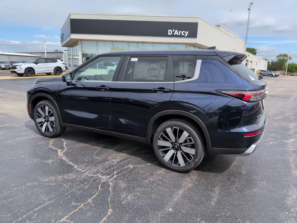 new 2026 Mitsubishi Outlander car, priced at $39,248