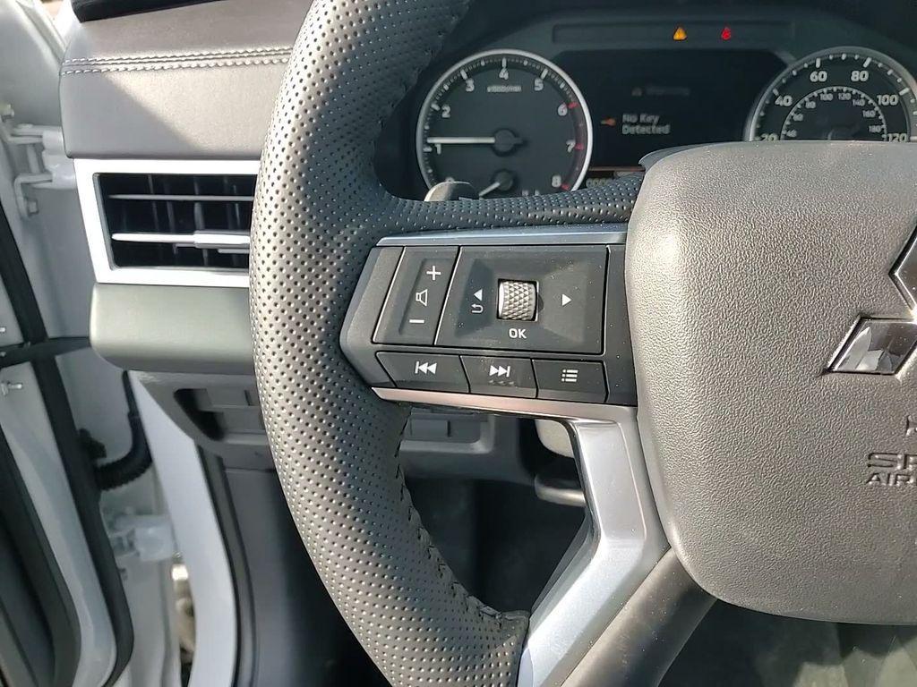 new 2026 Mitsubishi Outlander car, priced at $36,538