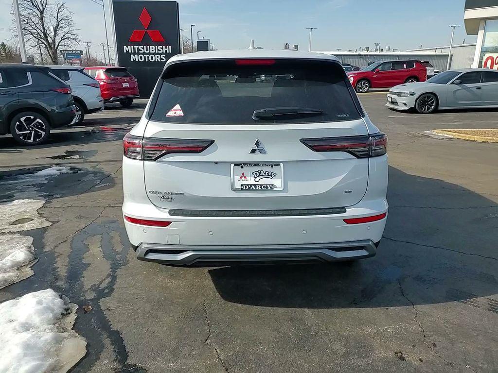 new 2026 Mitsubishi Outlander car, priced at $36,538