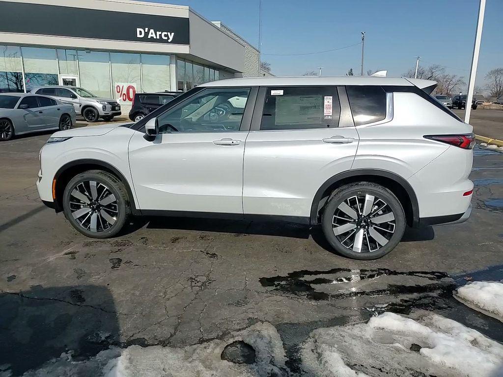 new 2026 Mitsubishi Outlander car, priced at $36,538