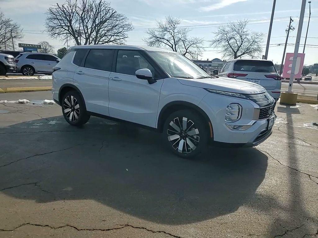 new 2026 Mitsubishi Outlander car, priced at $36,538