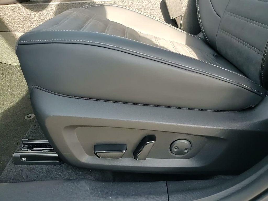 new 2026 Mitsubishi Outlander car, priced at $36,538