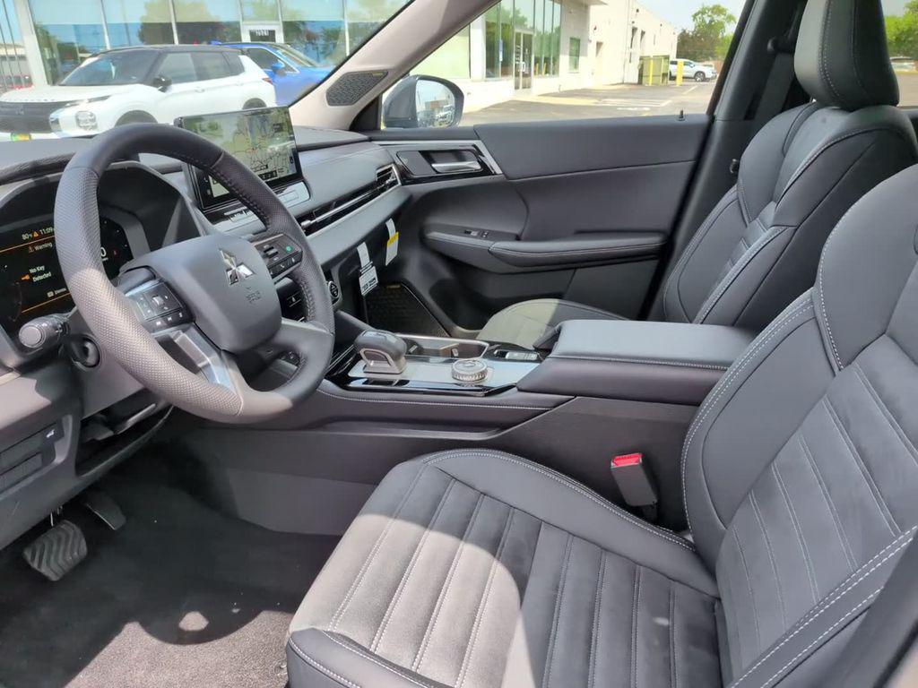 new 2026 Mitsubishi Outlander car, priced at $39,403