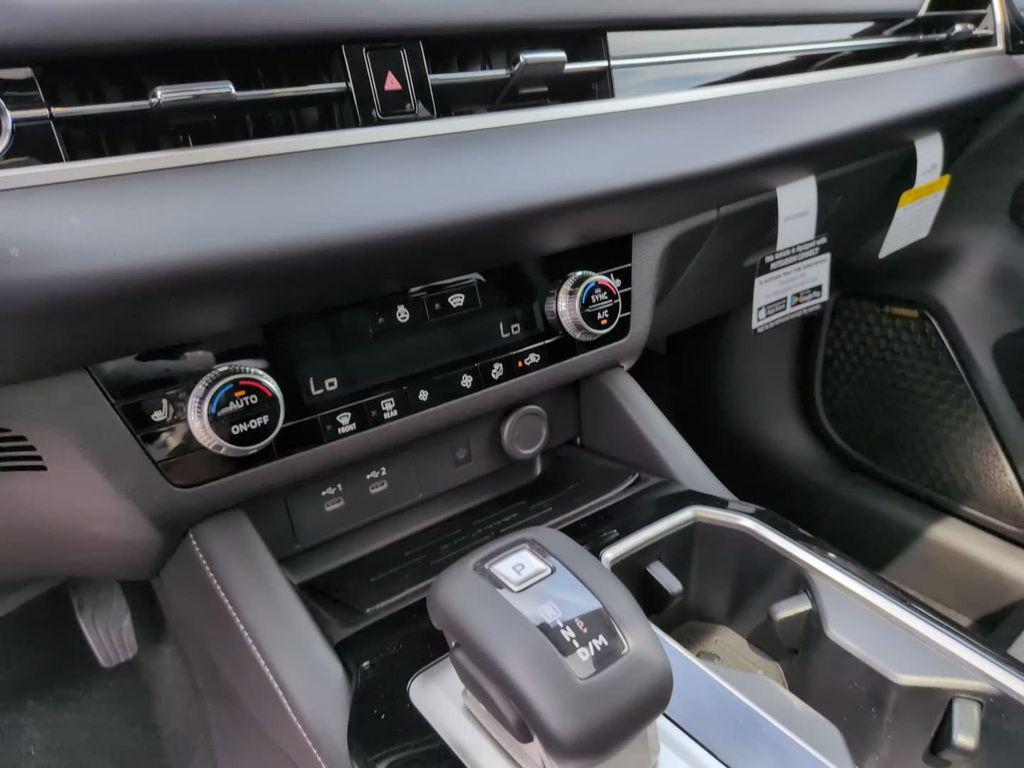 new 2026 Mitsubishi Outlander car, priced at $39,248