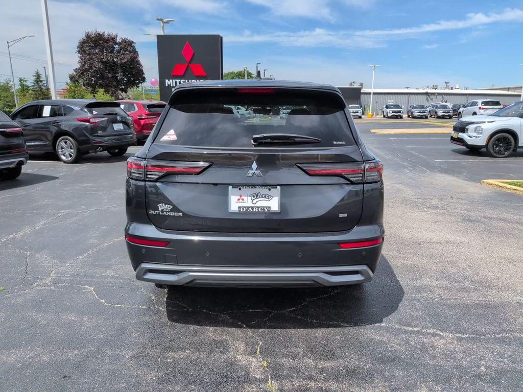 new 2026 Mitsubishi Outlander car, priced at $39,248