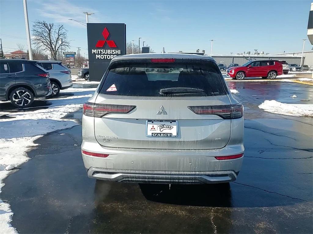 new 2026 Mitsubishi Outlander car